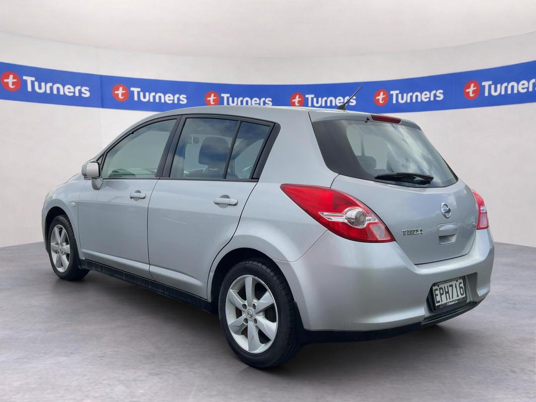 Photo '5' of Nissan Tiida