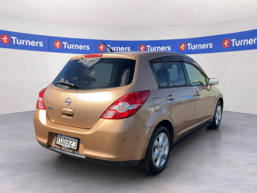 Photo '7' of Nissan Tiida