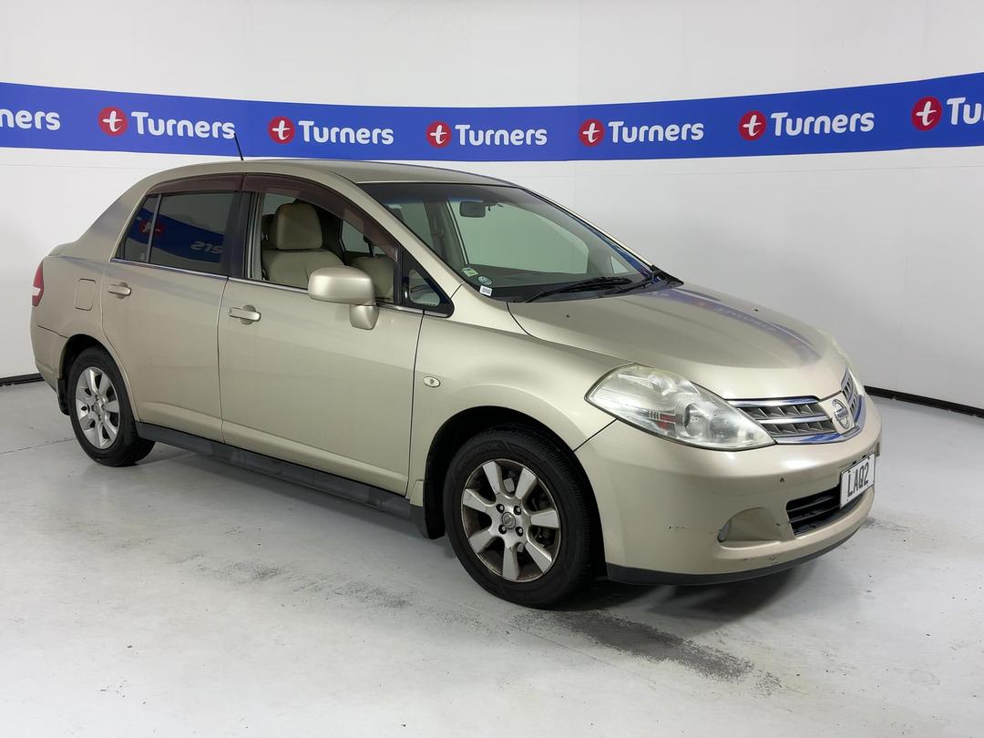 Photo '1' of Nissan Tiida