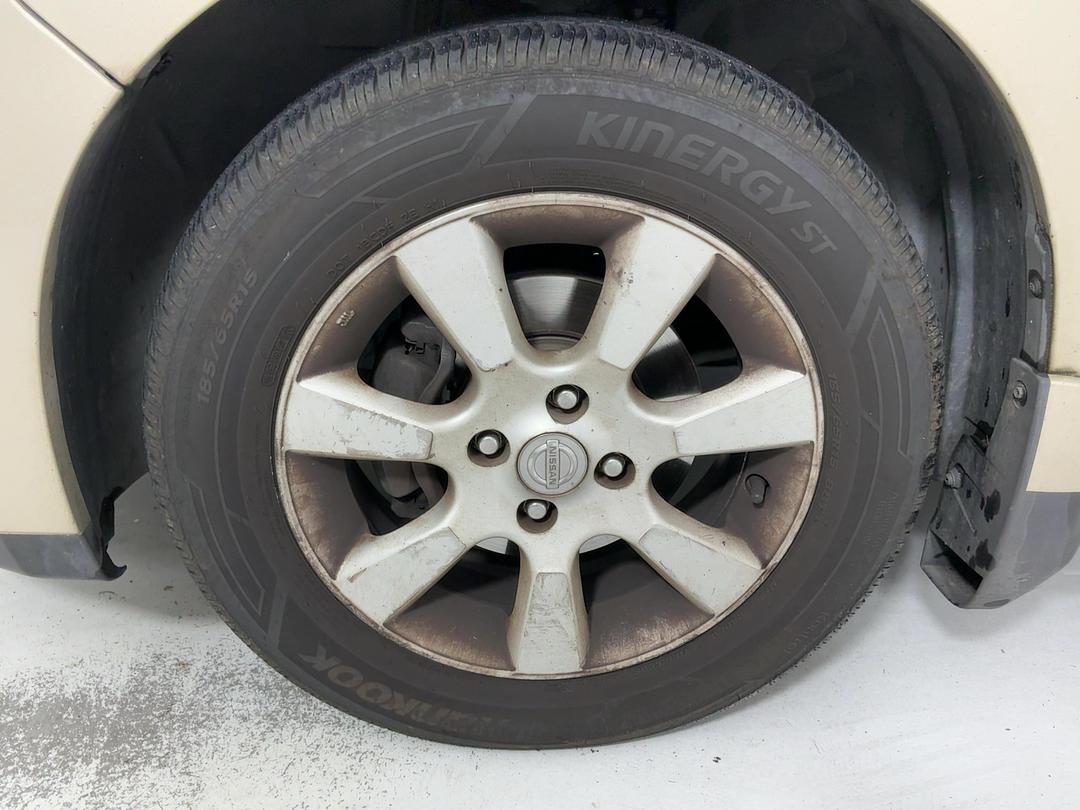 Photo '10' of Nissan Tiida