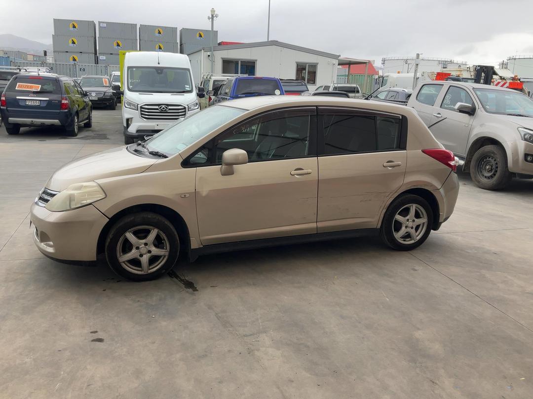 Photo '4' of Nissan Tiida Latio