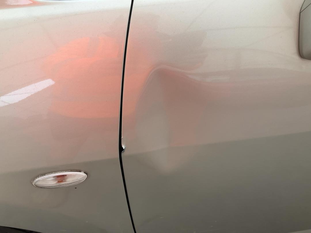 Photo '10' of Nissan Tiida Latio