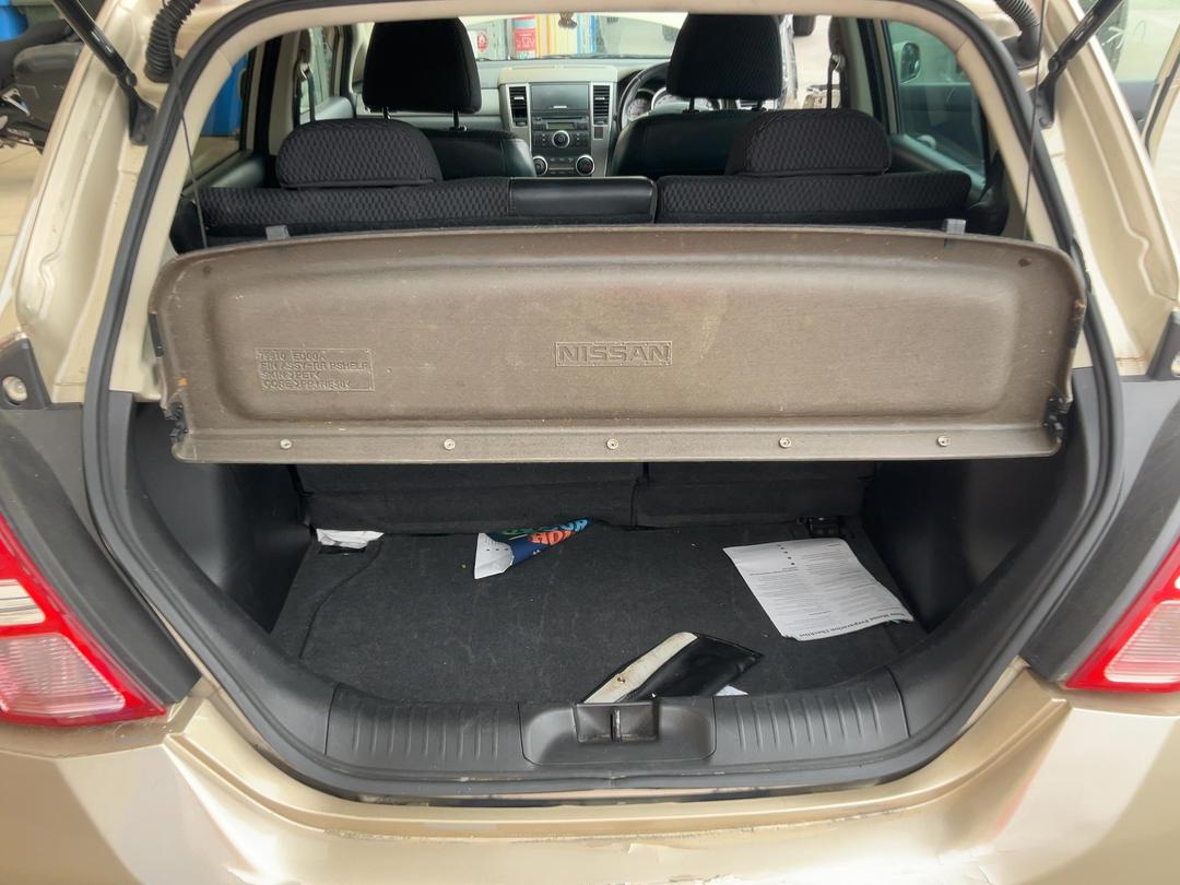 Photo '19' of Nissan Tiida Latio