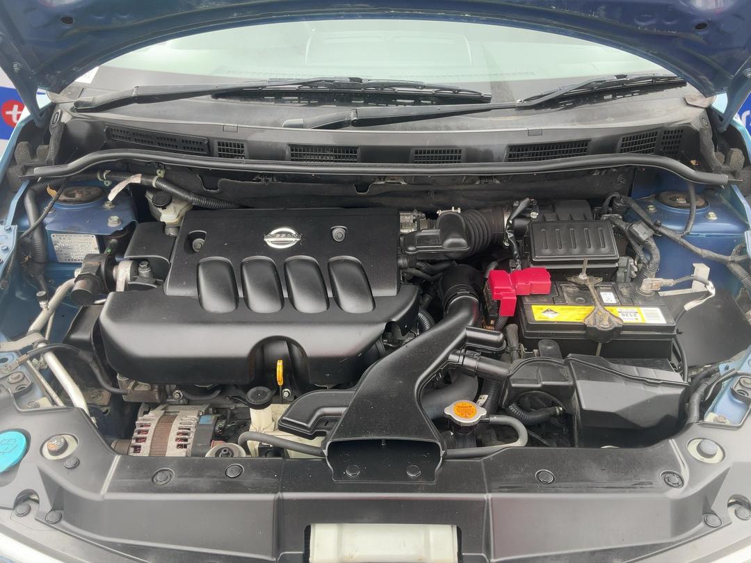 Photo '13' of Nissan Tiida