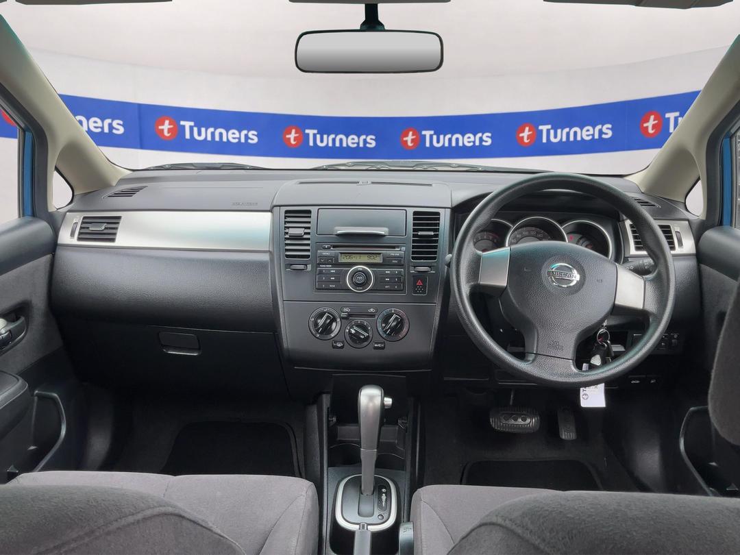 Photo '17' of Nissan Tiida