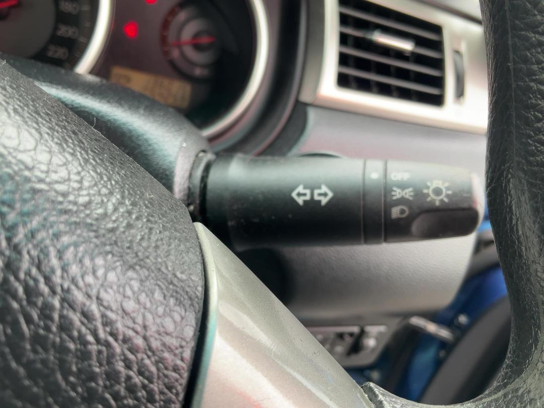 Photo '27' of Nissan Tiida