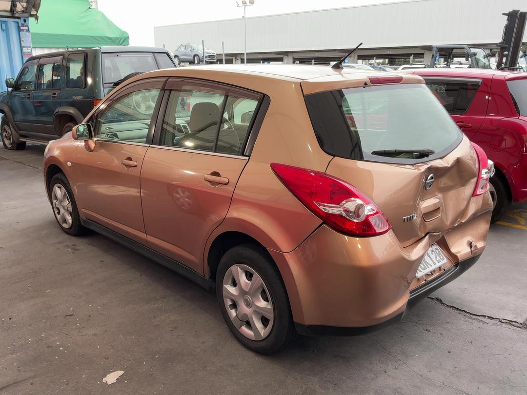Photo '12' of Nissan Tiida Photo '12' of Nissan Tiida