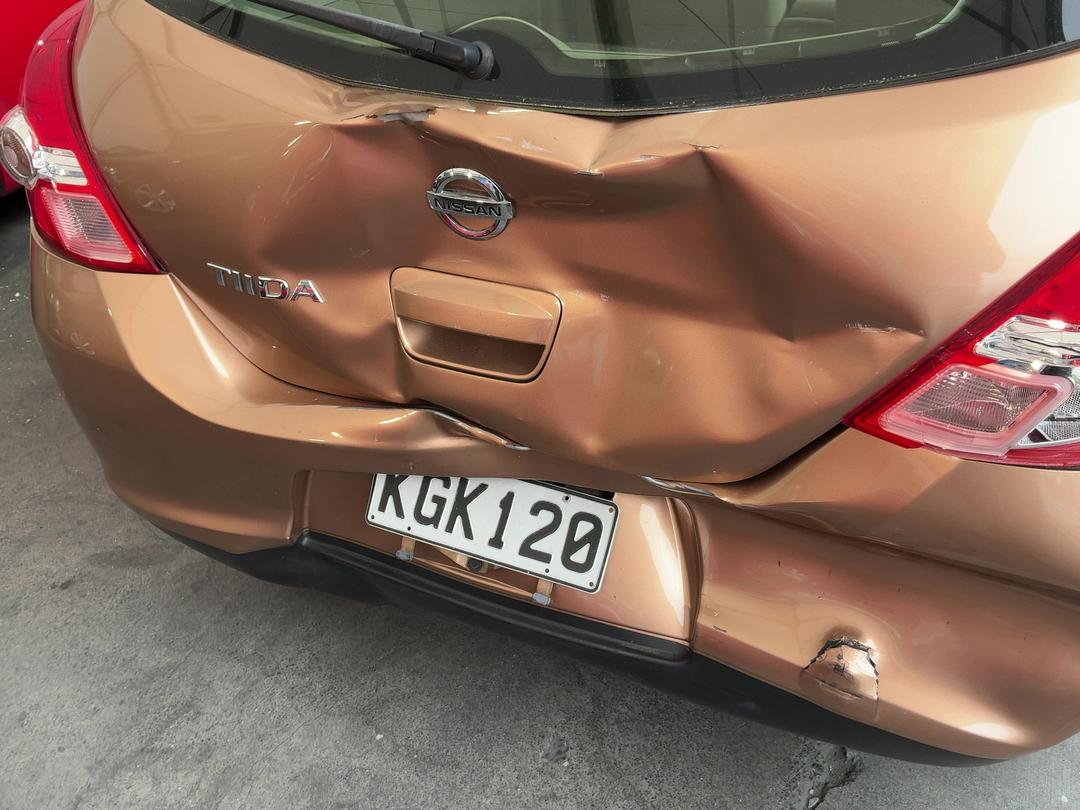 Photo '14' of Nissan Tiida Photo '14' of Nissan Tiida