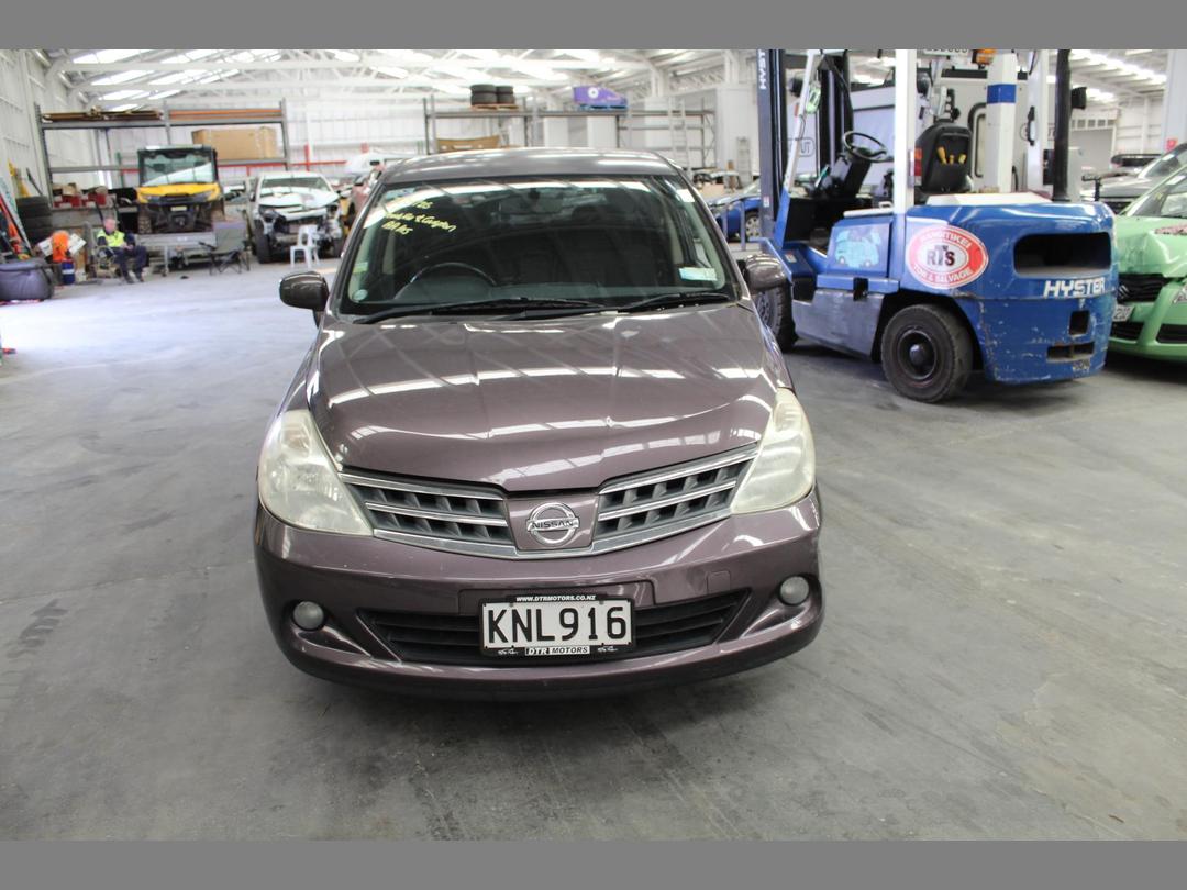 Photo '3' of Nissan Tiida Photo '3' of Nissan Tiida