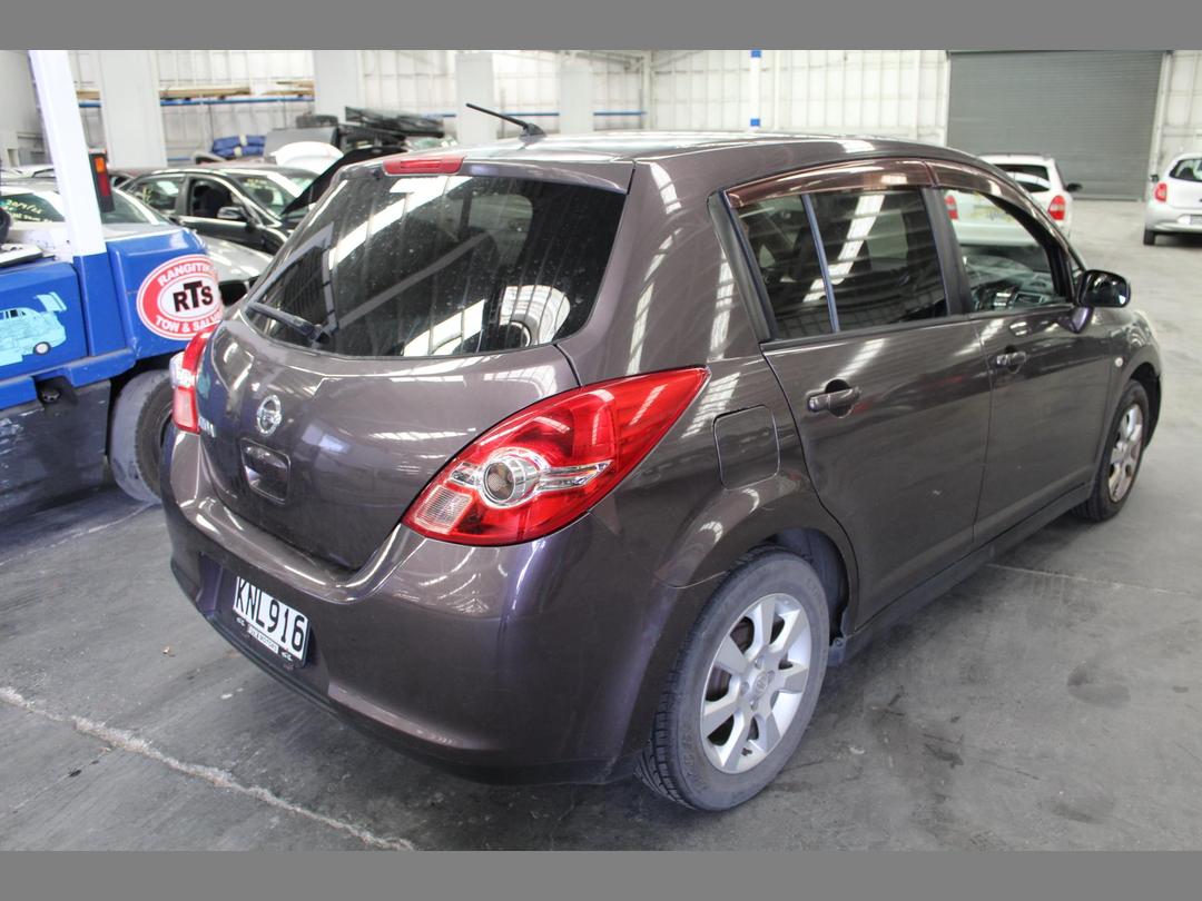 Photo '5' of Nissan Tiida Photo '5' of Nissan Tiida