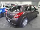 Thumbnail '5' of Nissan Tiida
