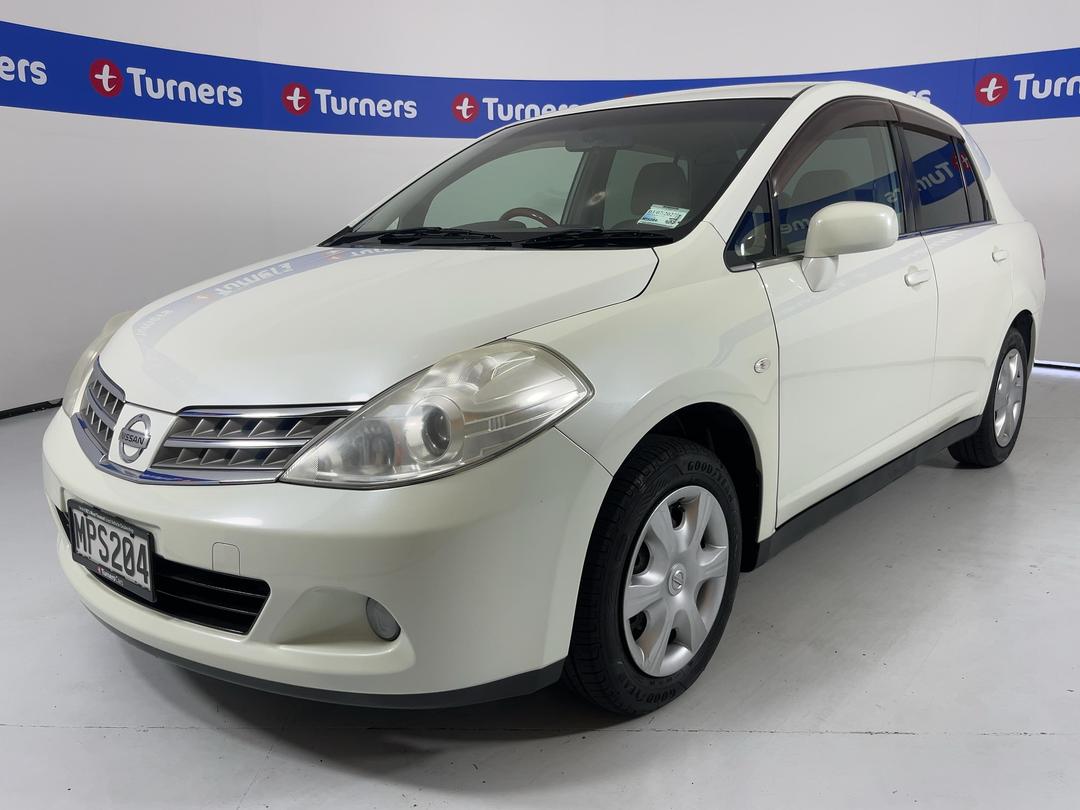 Photo '4' of Nissan Tiida