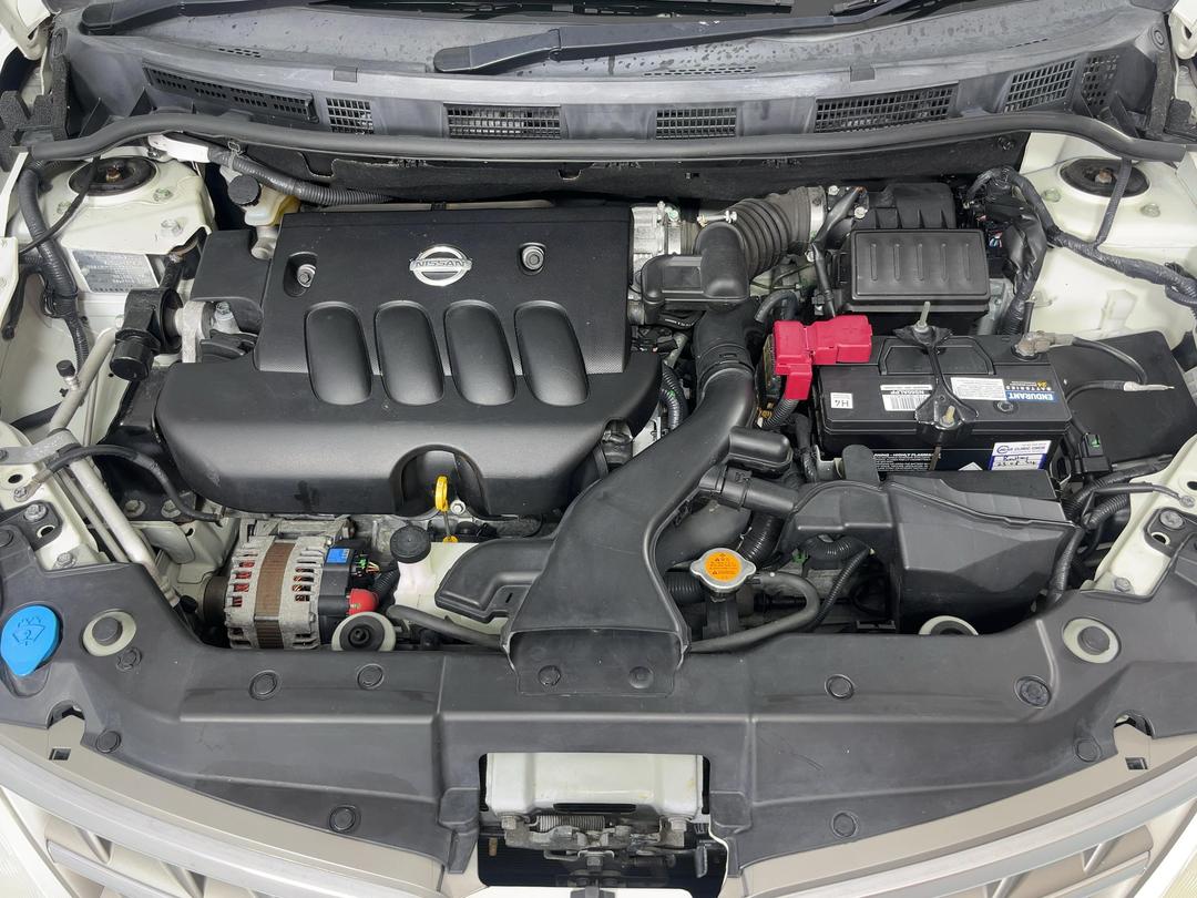 Photo '13' of Nissan Tiida