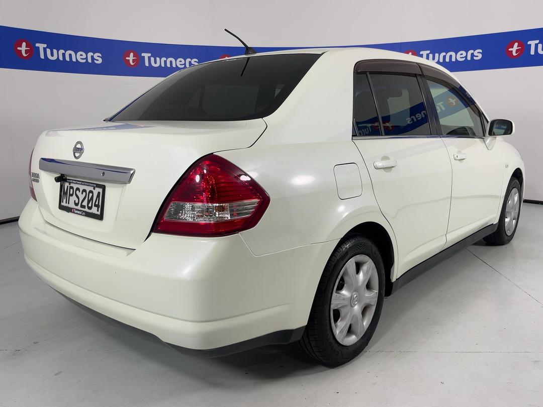 Photo '7' of Nissan Tiida