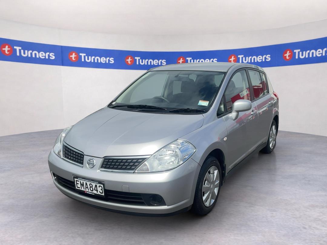 Photo '4' of Nissan Tiida