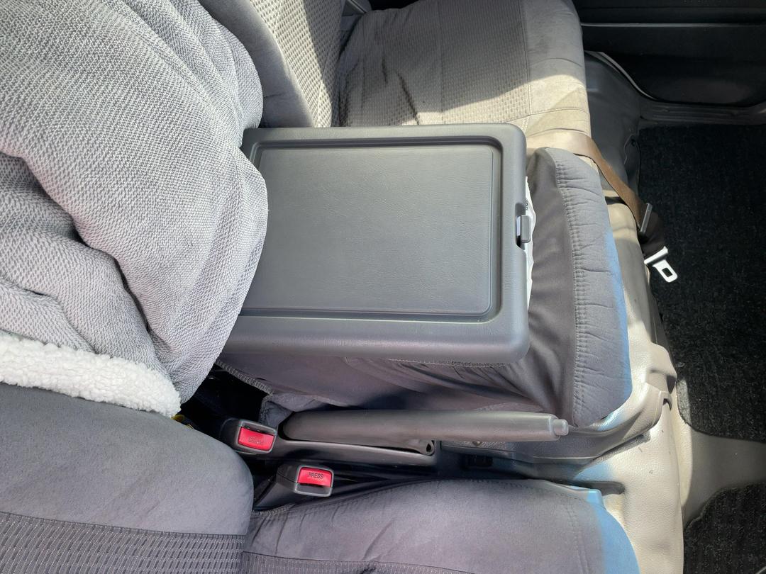 Photo '15' of Nissan Urvan 3.0 DIESEL AUTO Van