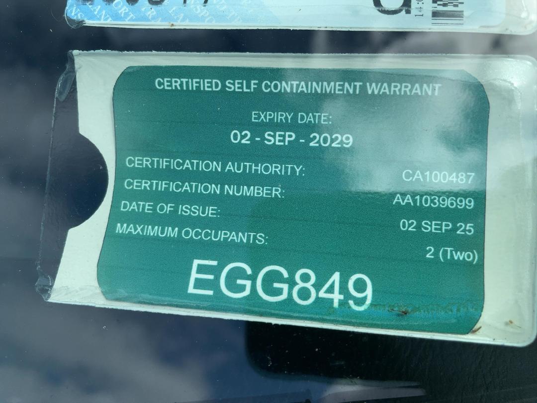 Photo '40' of Nissan Urvan 3.0 DIESEL AUTO Van