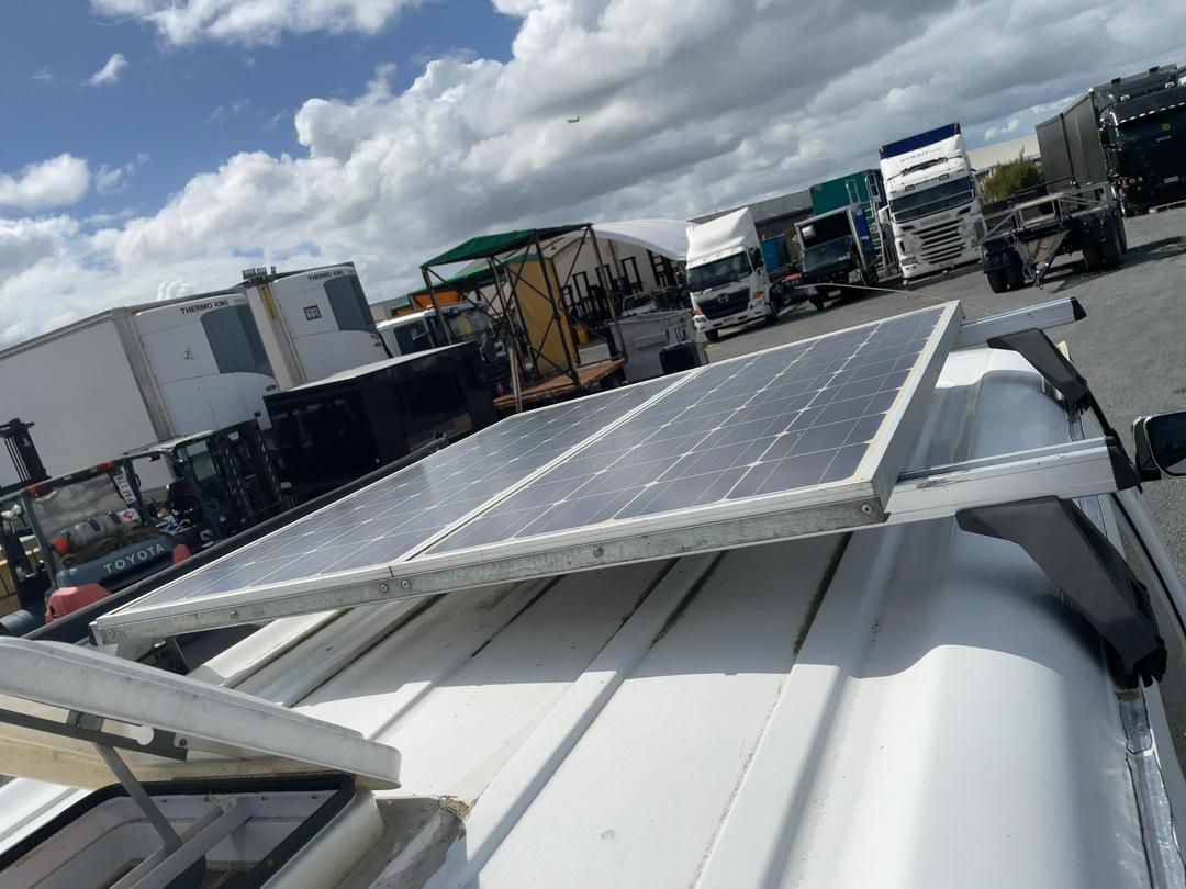 Photo '37' of Nissan Urvan 3.0 DIESEL AUTO Van