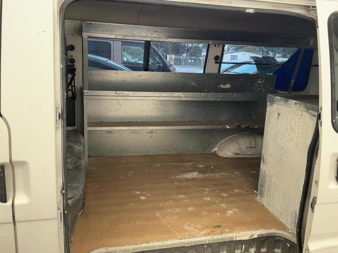Photo '10' of Nissan Vanette