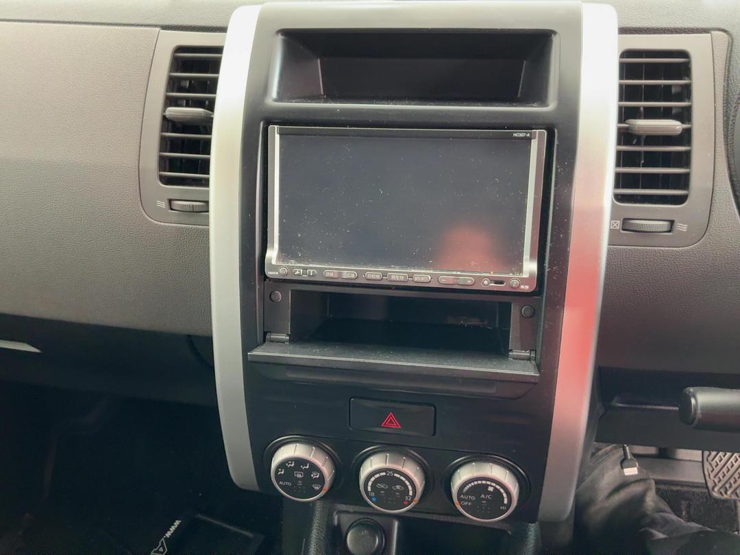 Photo '21' of Nissan X-Trail