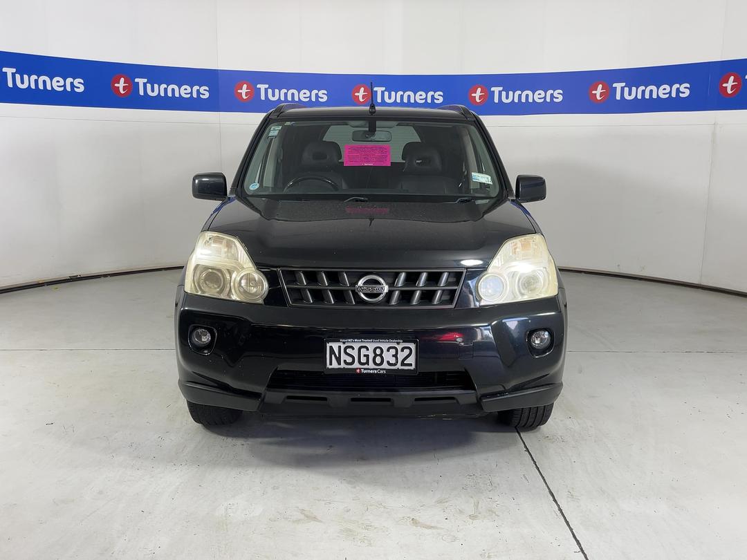 Photo '2' of Nissan X-Trail Photo '2' of Nissan X-Trail