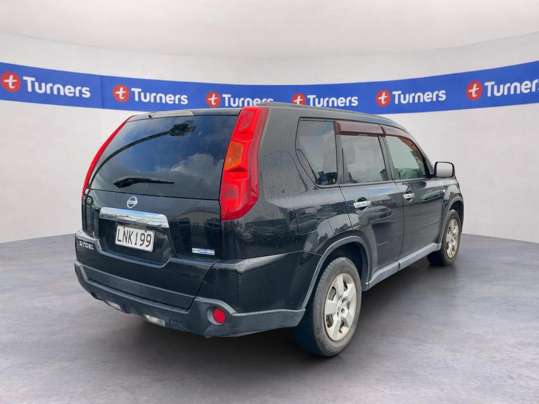 Photo '4' of Nissan X-Trail Photo '4' of Nissan X-Trail
