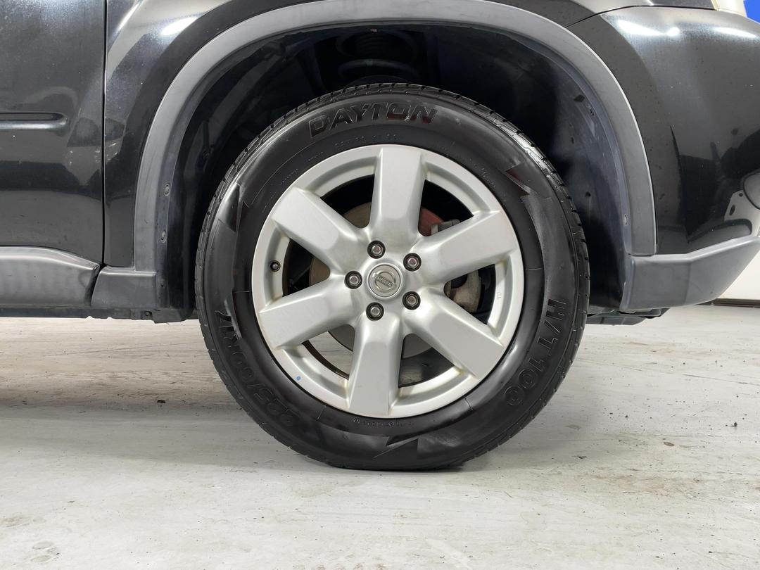 Photo '9' of Nissan X-Trail