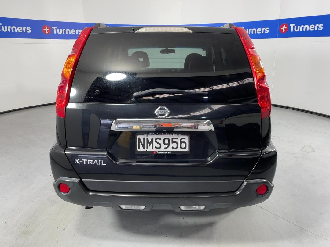 Photo '6' of Nissan X-Trail