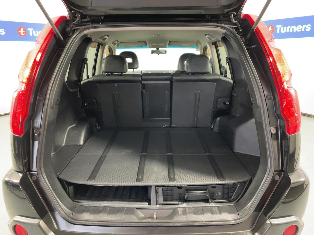 Photo '14' of Nissan X-Trail