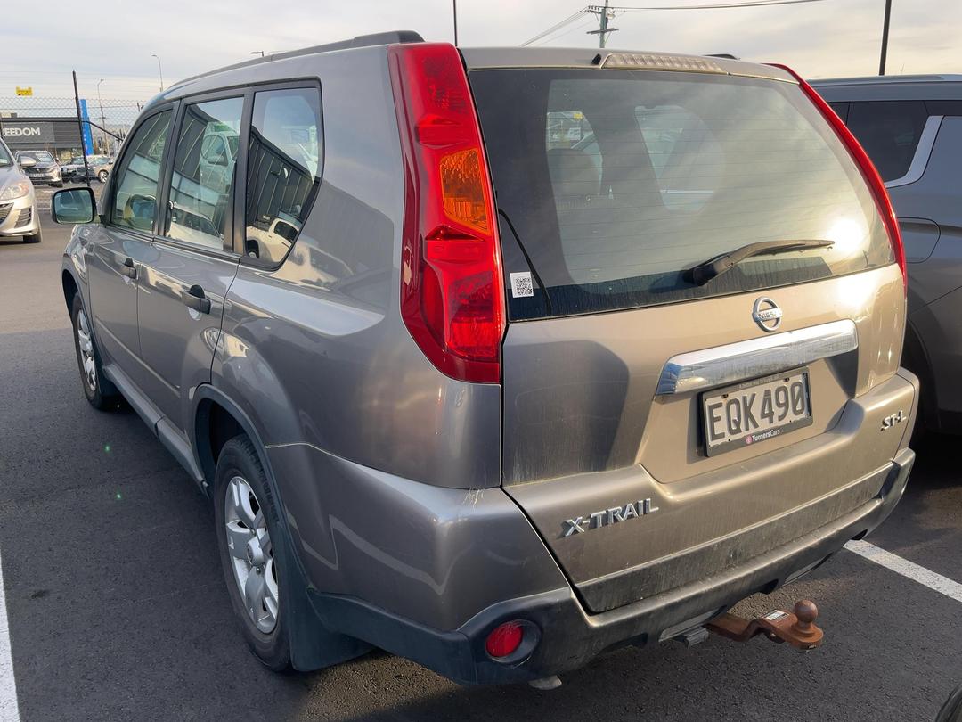 Photo '4' of Nissan X-Trail ST-L Photo '4' of Nissan X-Trail ST-L
