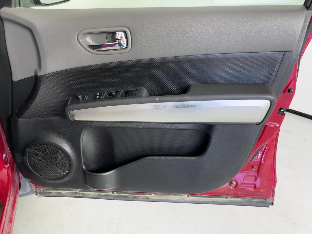 Photo '15' of Nissan X-Trail