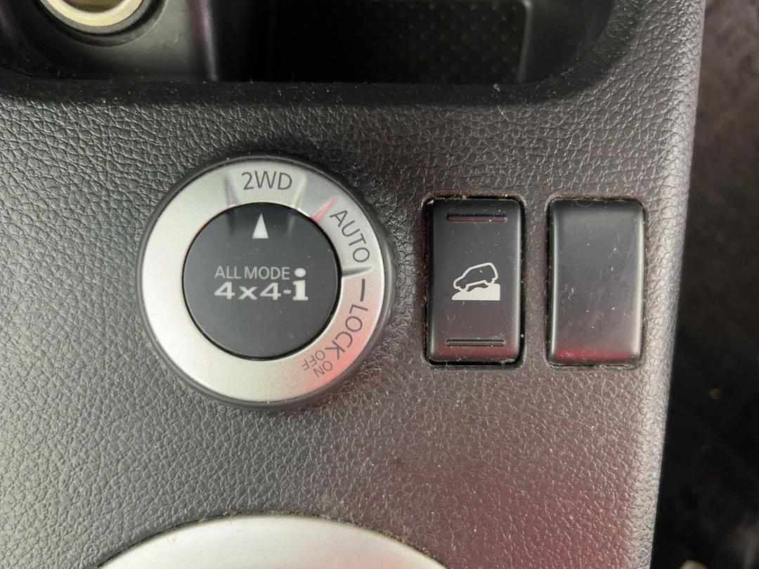 Photo '24' of Nissan X-Trail