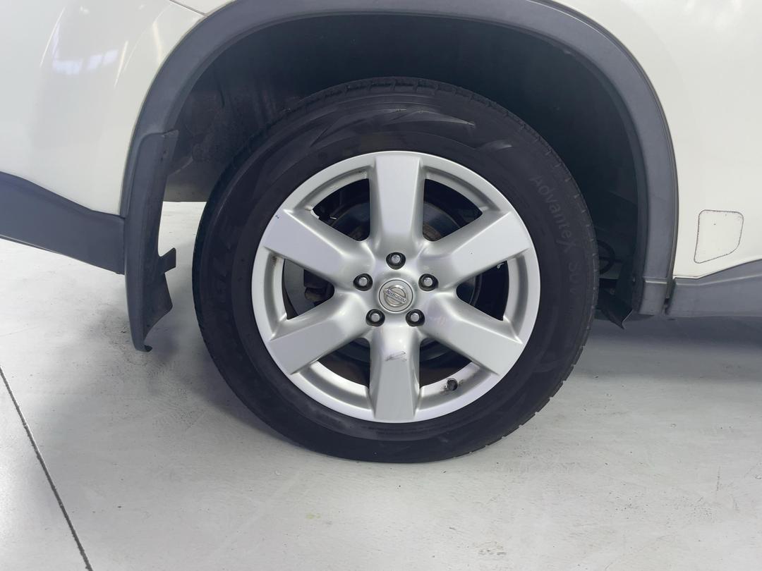 Photo '12' of Nissan X-Trail