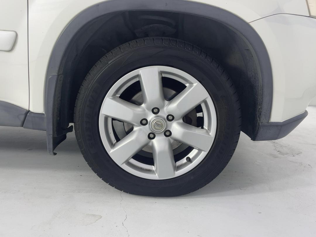 Photo '9' of Nissan X-Trail