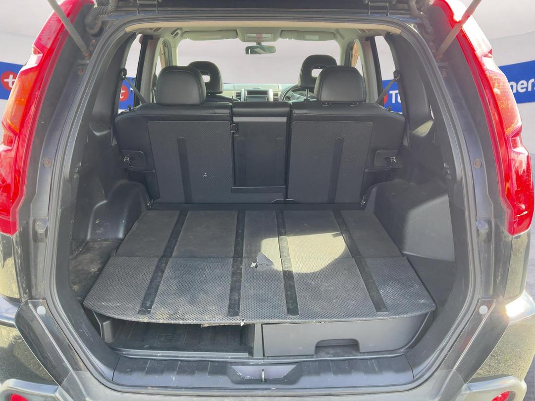 Photo '12' of Nissan X-Trail