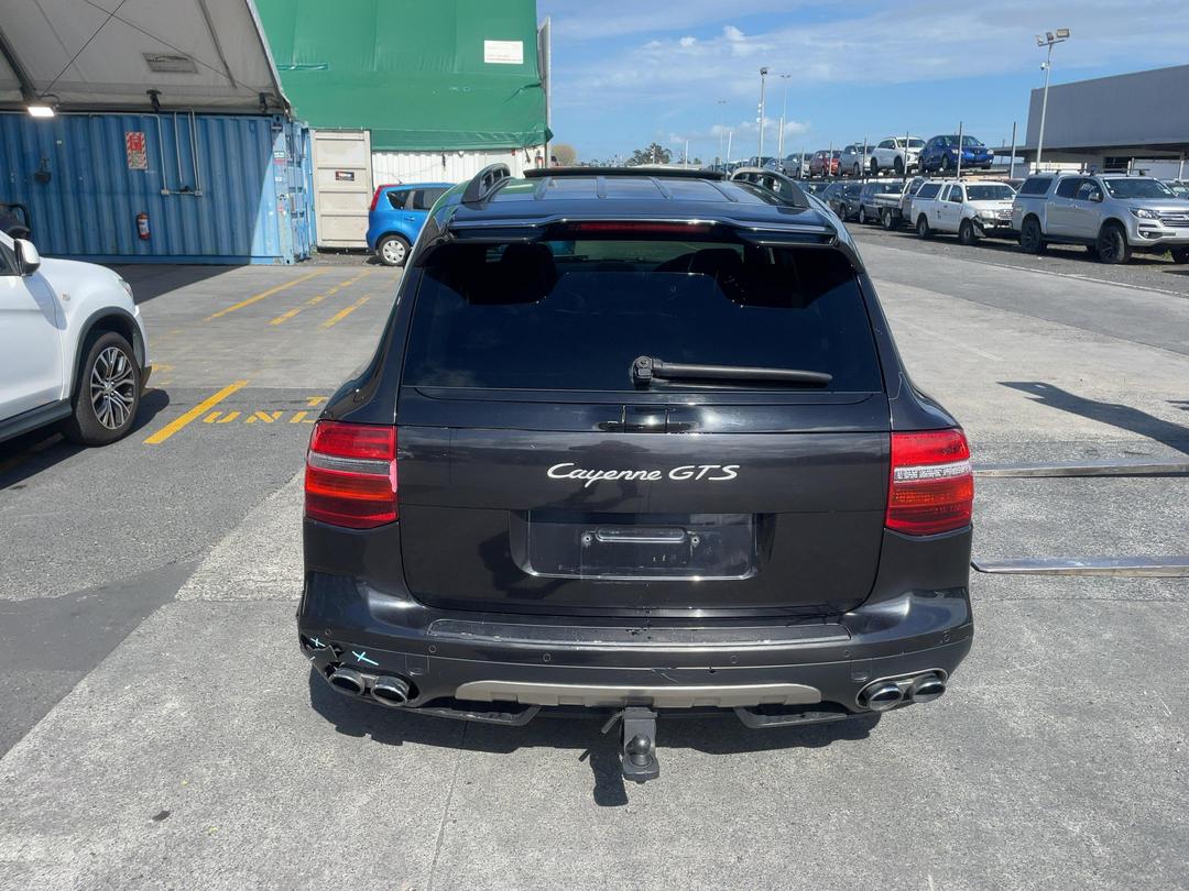Photo '4' of Porsche Cayenne GTS SUV Photo '4' of Porsche Cayenne GTS SUV