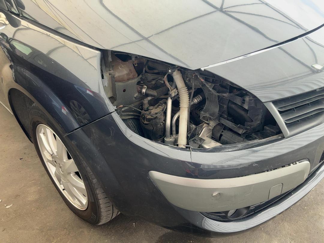 Photo '3' of Renault Scenic II DCI Photo '3' of Renault Scenic II DCI