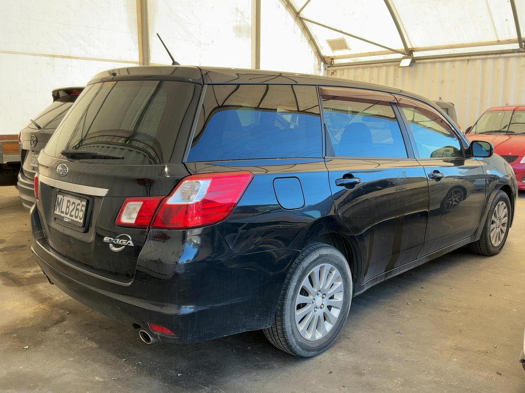 Photo '4' of Subaru Exiga Photo '4' of Subaru Exiga