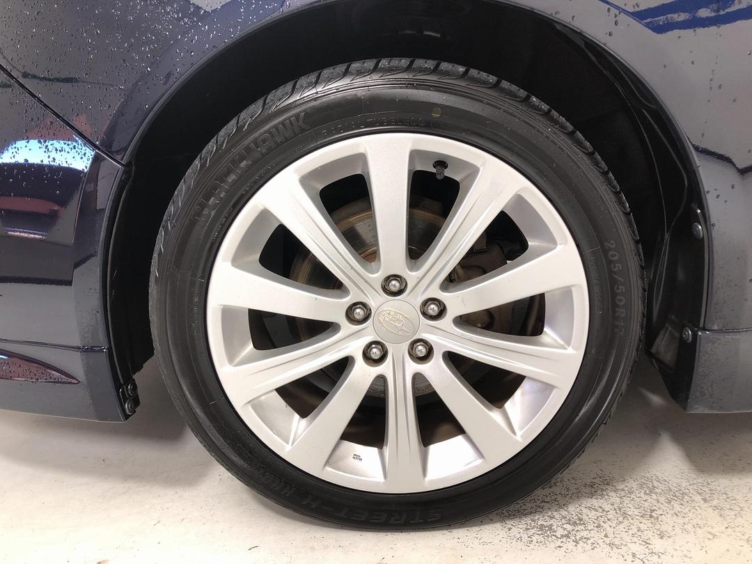 Photo '10' of Subaru Impreza