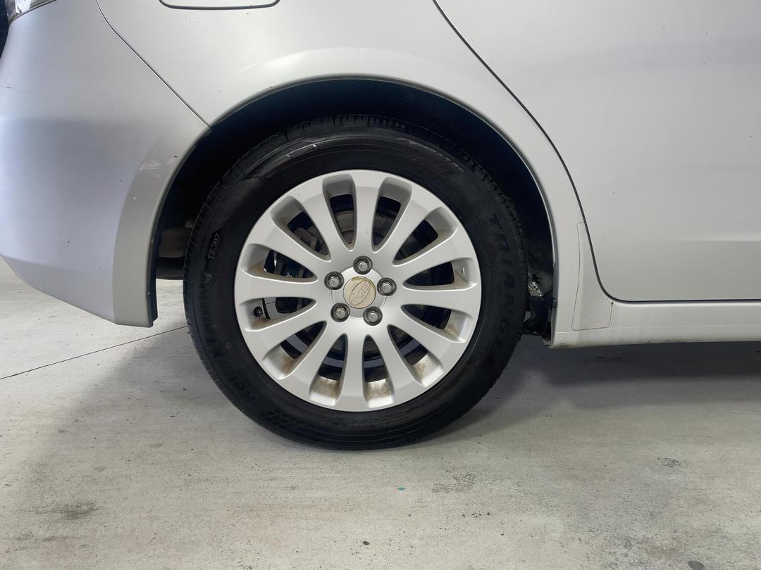Photo '12' of Subaru Impreza