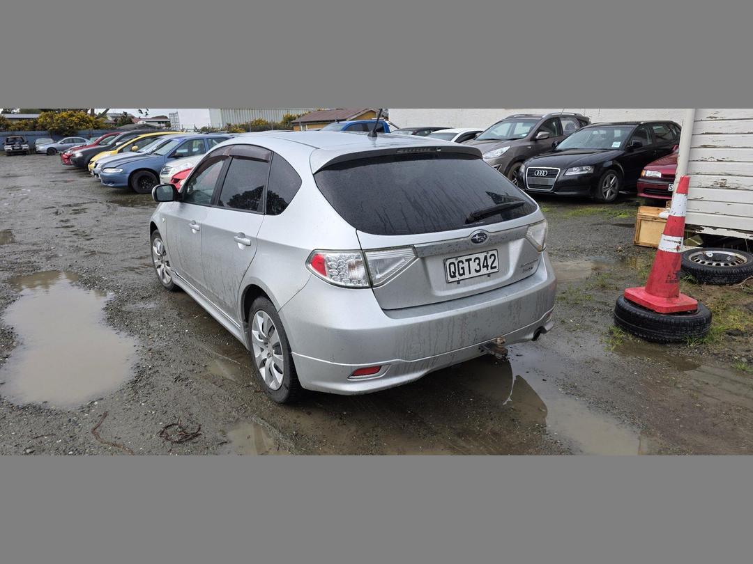 Photo '13' of Subaru Impreza Photo '13' of Subaru Impreza