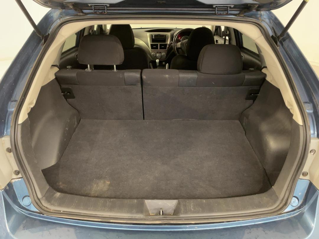 Photo '14' of Subaru Impreza