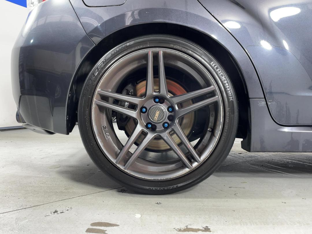 Photo '12' of Subaru Impreza
