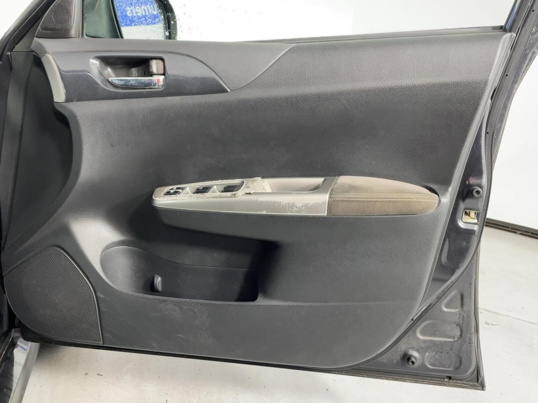 Photo '15' of Subaru Impreza