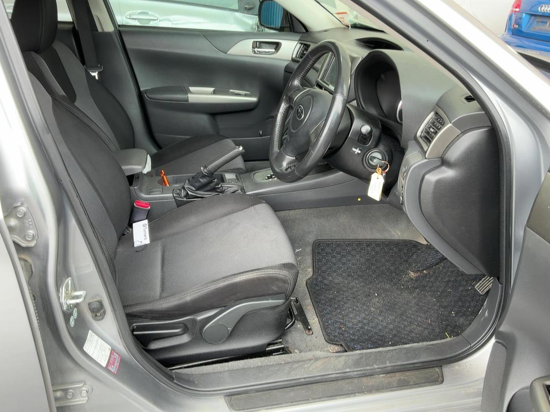 Photo '25' of Subaru Impreza Photo '25' of Subaru Impreza
