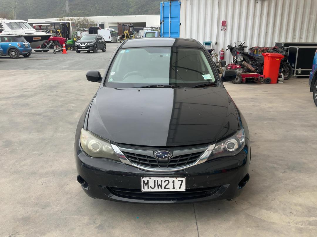 Photo '3' of Subaru Impreza Photo '3' of Subaru Impreza