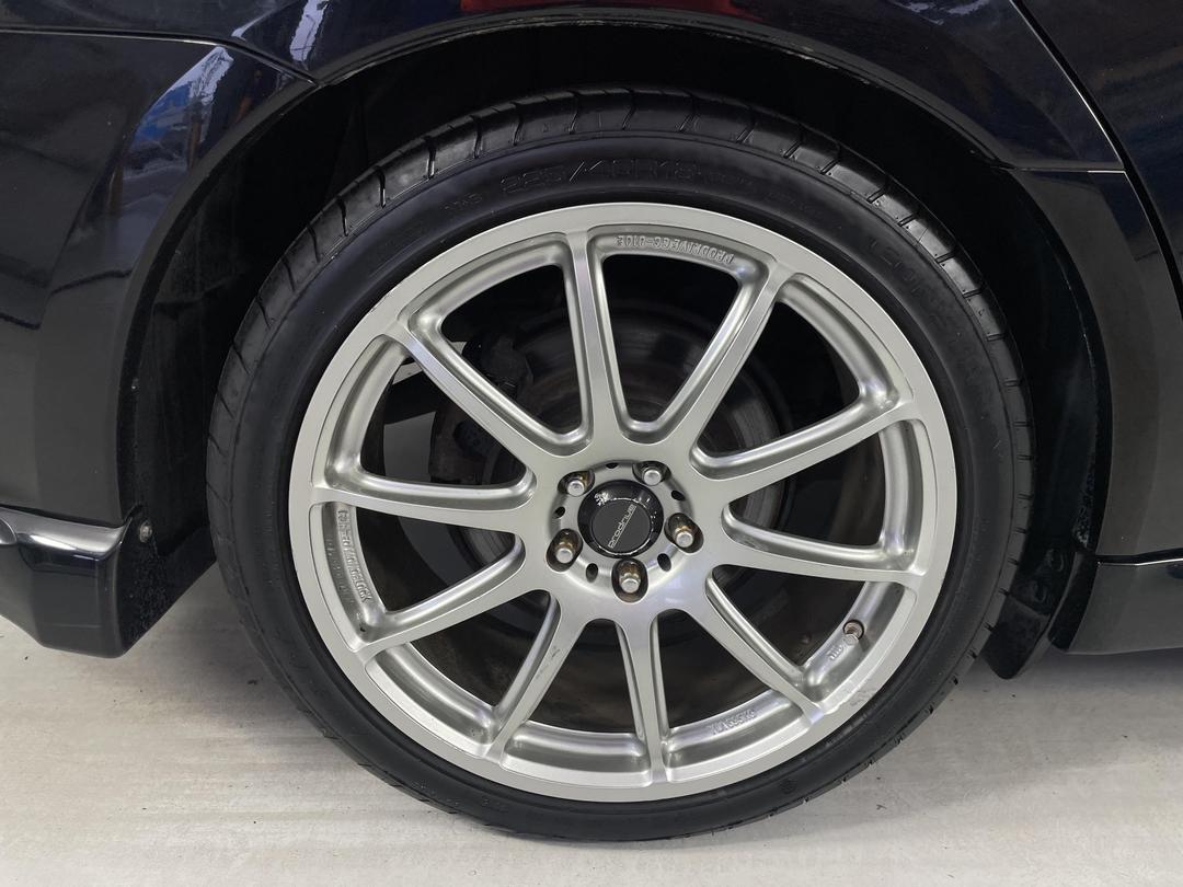 Photo '12' of Subaru Legacy