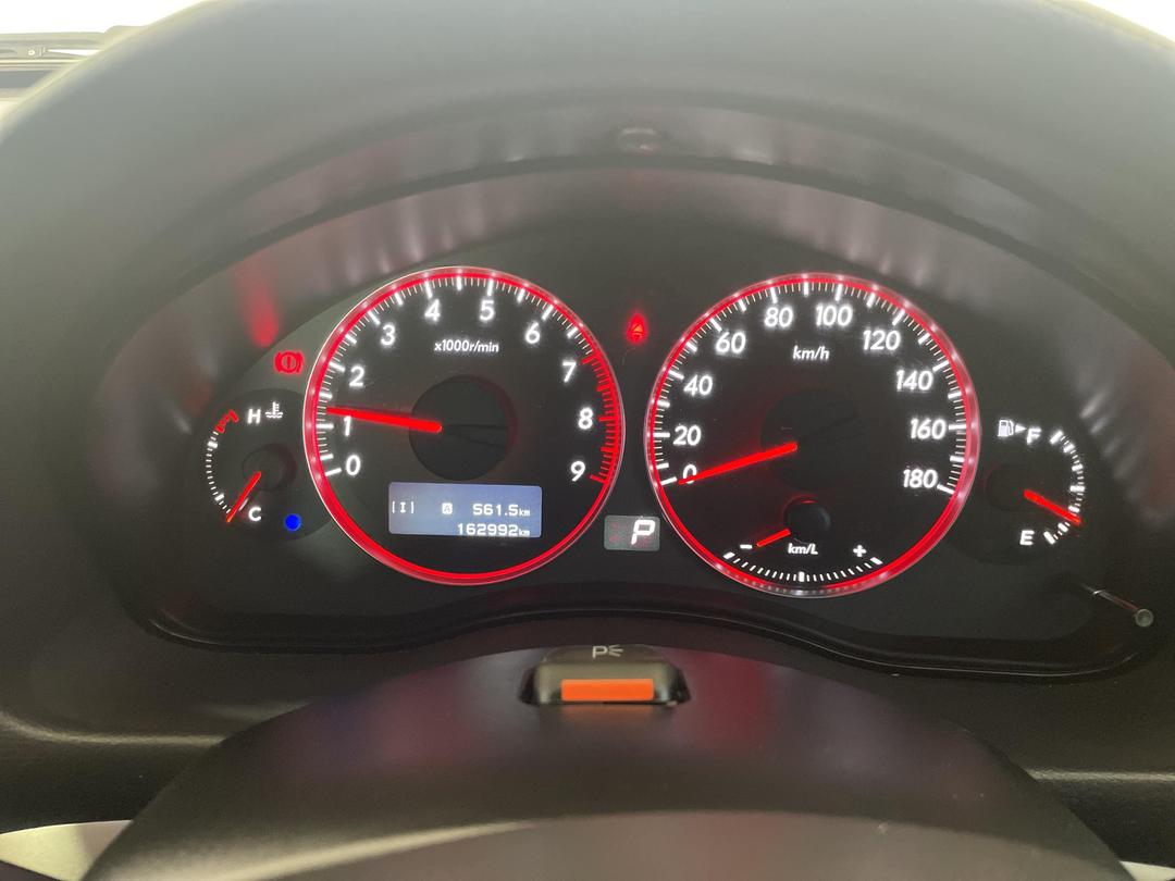 Photo '21' of Subaru Legacy