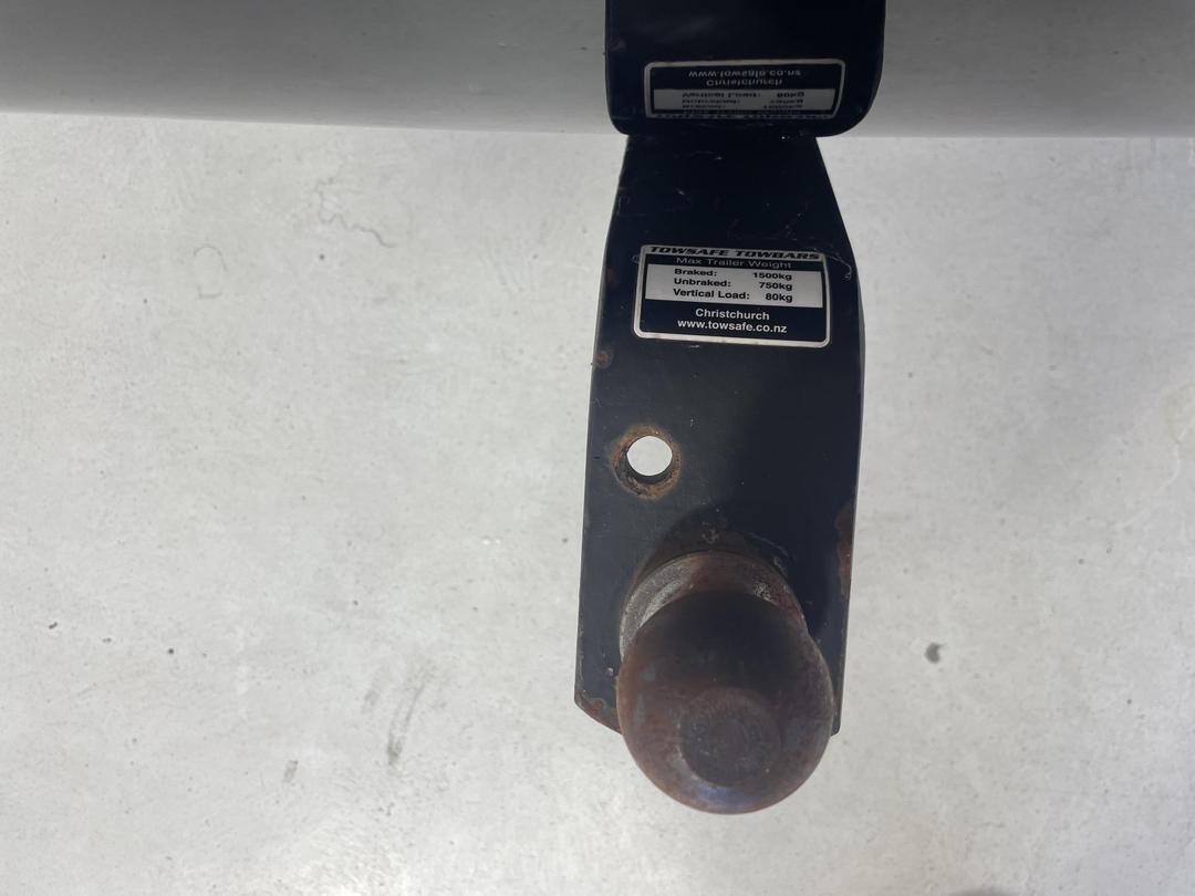 Photo '23' of Subaru Legacy