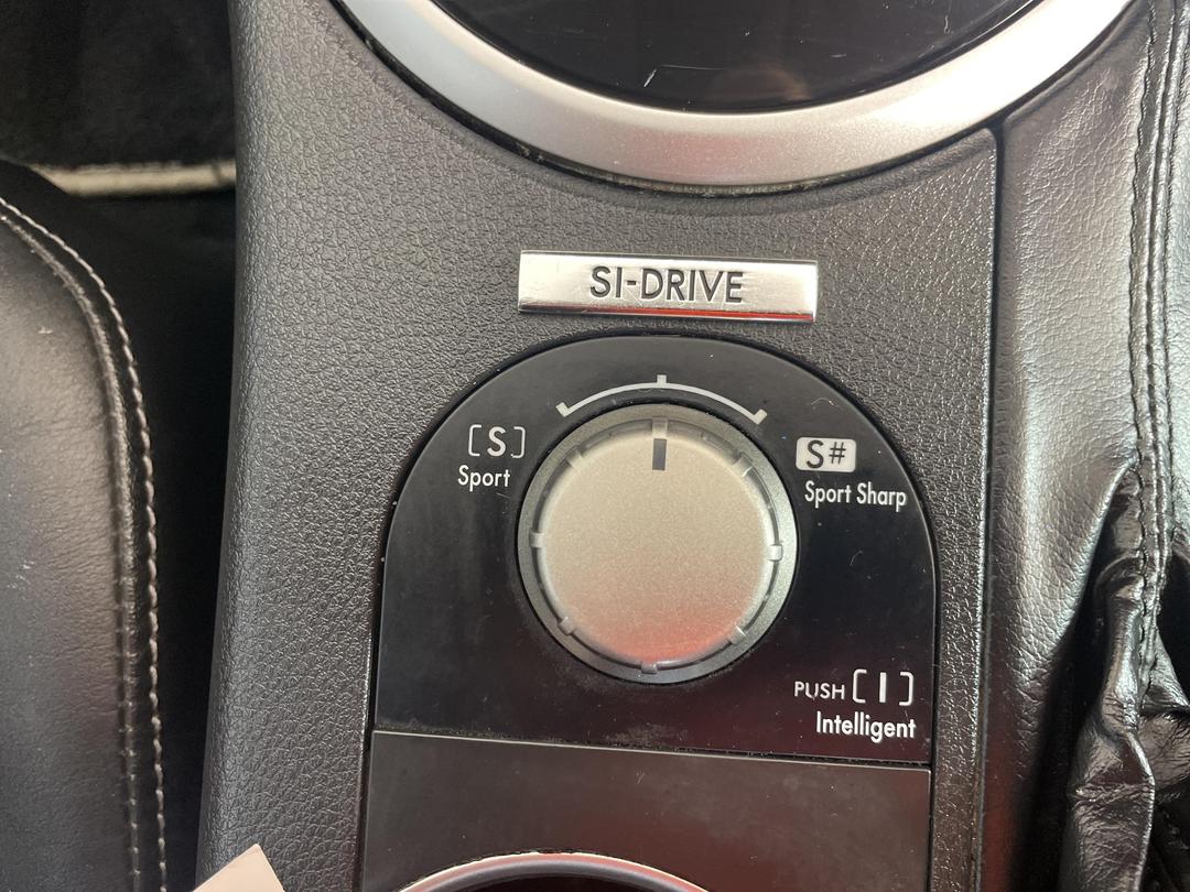 Photo '25' of Subaru Legacy